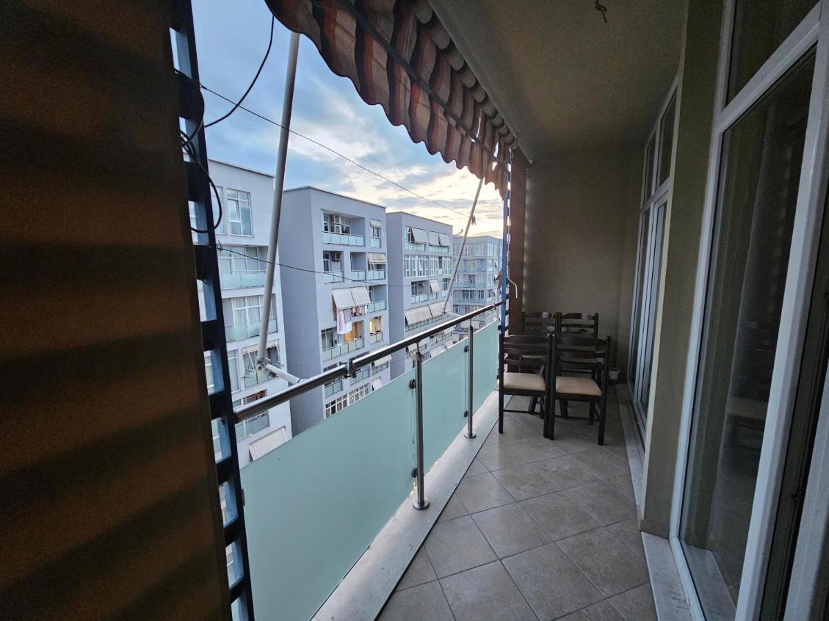 טיראנה Pleasant Apartment With Free Dedicated Parking In Komuna E Parisit מראה חיצוני תמונה