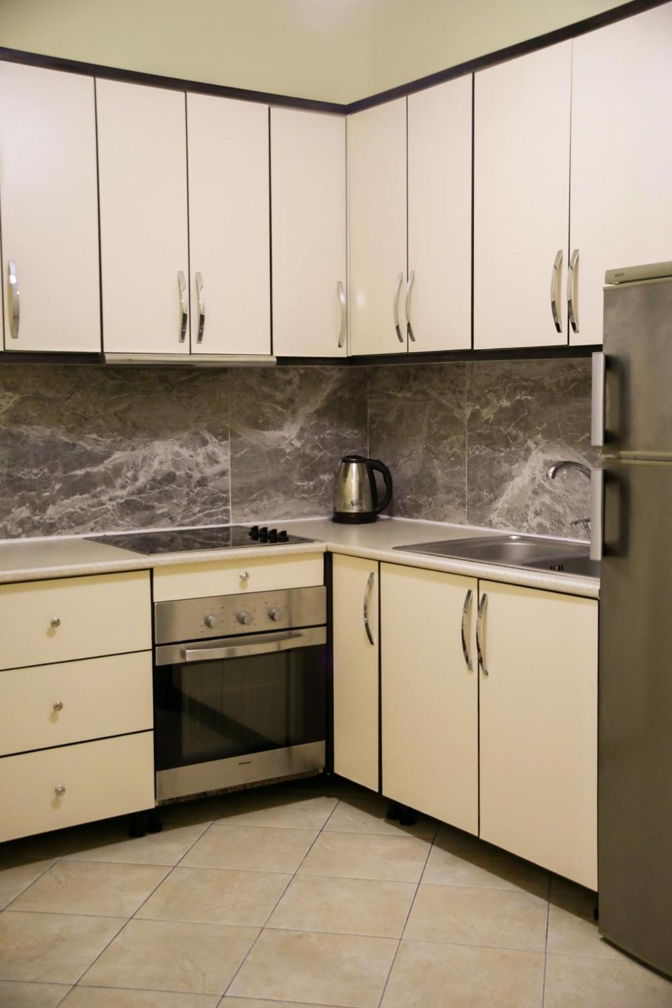 טיראנה Pleasant Apartment With Free Dedicated Parking In Komuna E Parisit מראה חיצוני תמונה